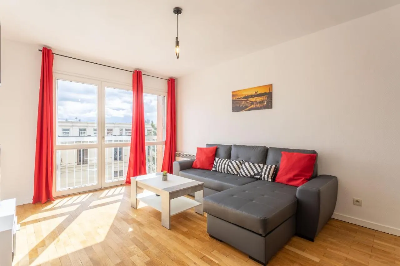 Villeurbanne City Break Apartment 0*,  France