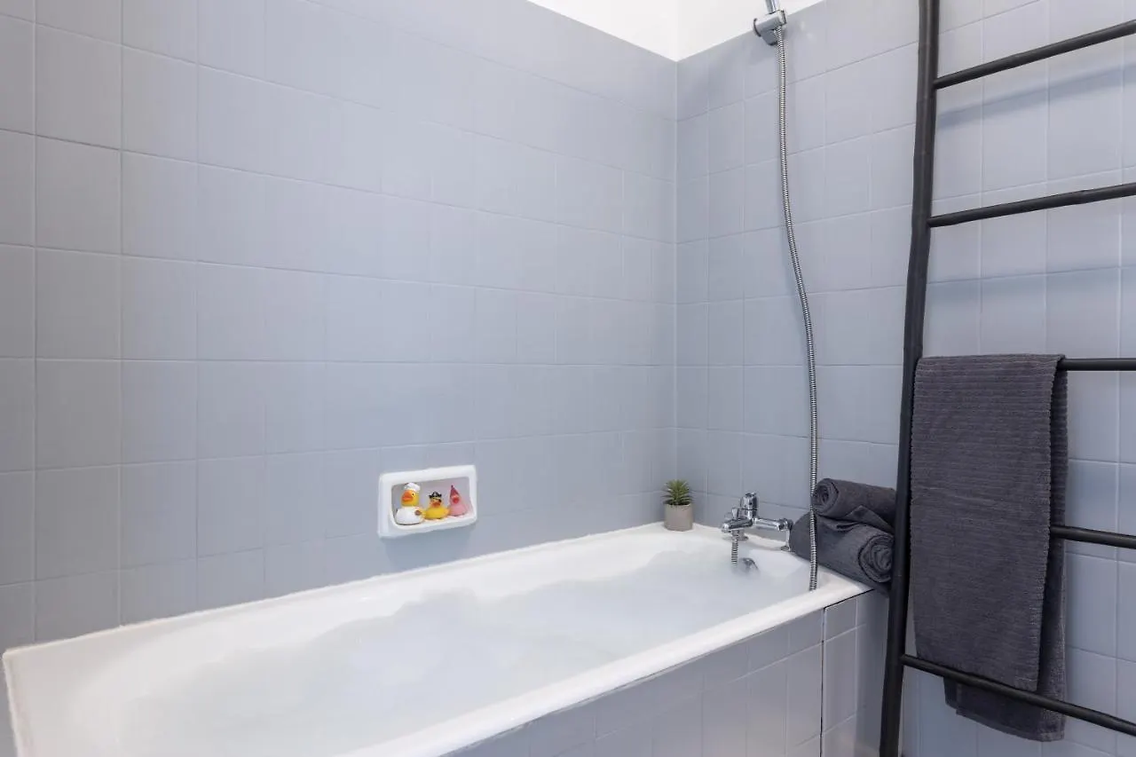 Villeurbanne City Break Apartment France